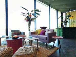 Tempat Sampah Beistelltisch 1